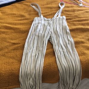 En Creme Linen overalls black and white stripes